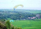 Bukit Maddo di Barru Tawarkan Keindahan Sunrise-Sunset Terbaik Sekaligus Tantangan Paralayang